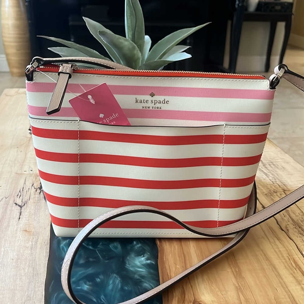 Kate Spade NWT Patrice Tropical Striped Pink and Coral Crossbody Bag
